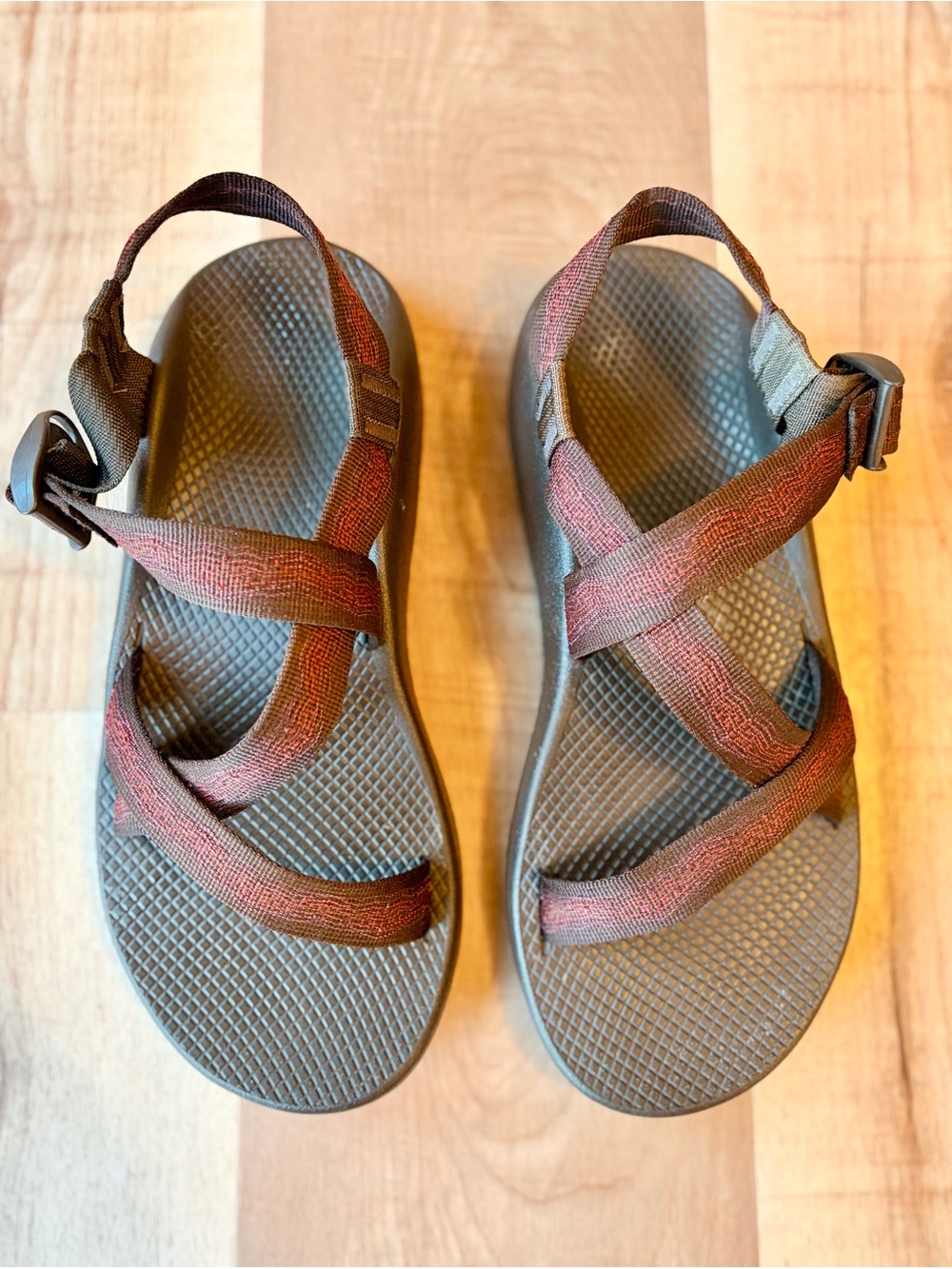 Chacos Men’s Z/1 Classic Outdoor Hiking Sandals with Rust Red Brown Straps